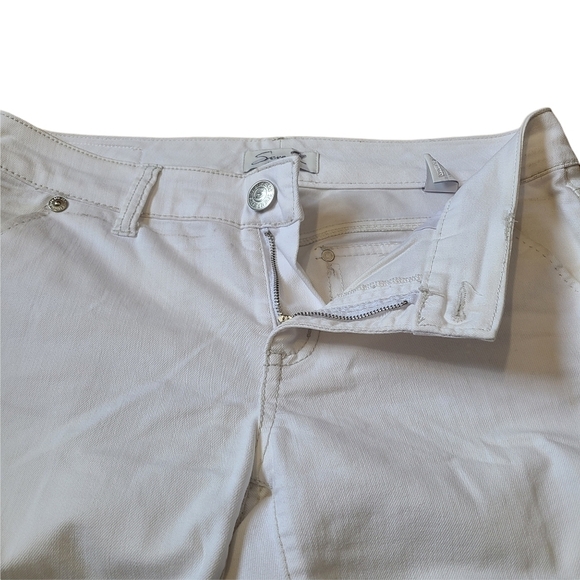 Seven 7 ladies Sz.10 white mid rise knee length jean shorts casual denimcore - Picture 5 of 9